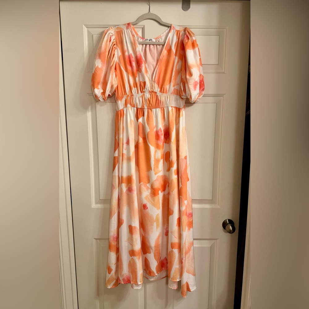 Puff sleeve dress
